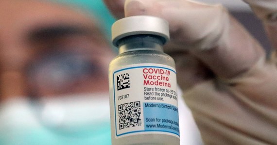 Firma farmaceutyczna Moderna pozywa koncern Pfizer i jego partnera BioNTech. Moderna twierdzi, że obie firmy bez pozwolenia skopiowały technologię mRNA, przy opracowywaniu pierwszej zaakceptowanej przez władze Stanów Zjednoczonych szczepionki przeciw Covid-19.