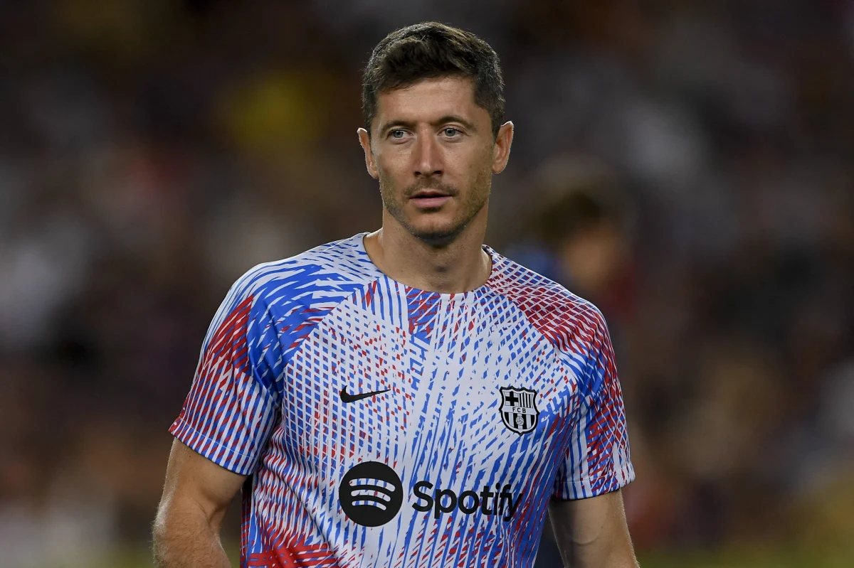 13 września Bayern Monachium podejmie FC Barcelonę w drugiej kolejce rundy grupowej piłkarskiej Ligi Mistrzów. Rewanż odbędzie się 27 października w Katalonii (obydwa o godz. 21.00). Mecze tych drużyn wzbudzają duże zainteresowanie kibiców z powodu transferu Roberta Lewandowskiego.