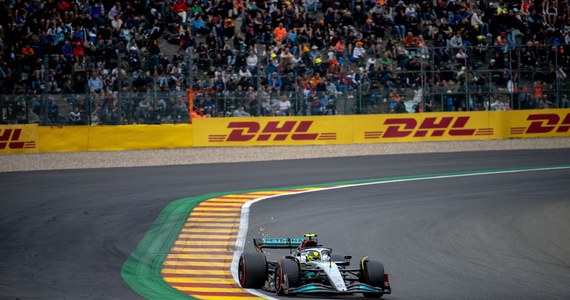 Lewis Hamilton musiał zakończyć udział w Grand Prix Belgii po tym, jak na pierwszym okrążeniu zahaczył o bolid Fernando Alonso. Hiszpan po całej sytuacji nazwał Brytyjczyka idiotą. 