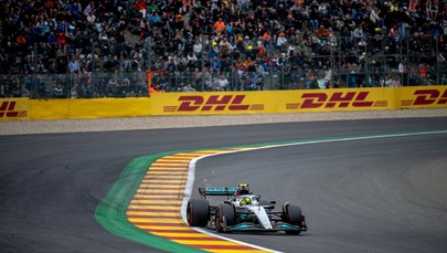 F1: Kolizja bolidów w Belgii. Alonso o Hamiltonie: Co za idiota