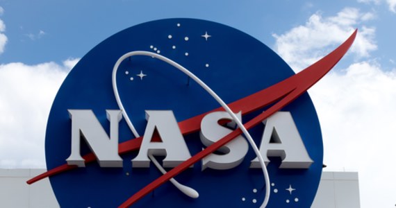 "Idziemy (we are going - ang.)" - to hasło, którego NASA używa przed startem rakiety Space Launch System. Bezzałogowa misja na orbitę Księżyca wystartuje już dzisiaj. Dwugodzinne okno startowe zaczyna się o godzinie 14:33 polskiego czasu. Misja Artemis I ma być preludium do powrotu człowieka na Księżyc po 50 latach. 