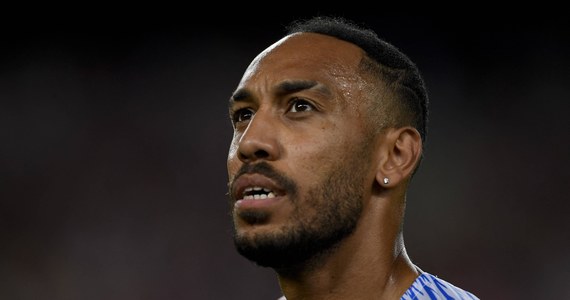 Kolejny przypadek ataku na piłkarza Barcelony. Pierre-Emerick Aubameyang i jego żona Alysha Behague zostali zaatakowani we własnym domu przez zamaskowanych włamywaczy - poinformowała policja. Oboje doznali lekkich urazów, a sprawcy zabrali zawartość sejfu.