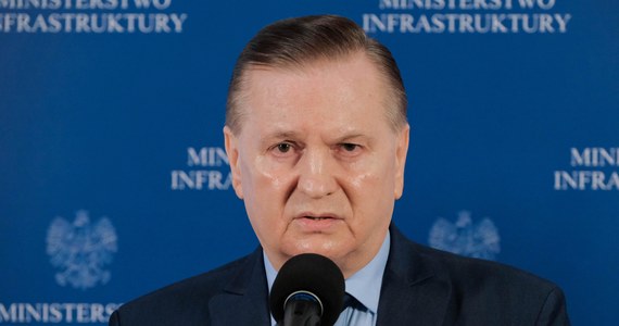 Minister infrastruktury Andrzej Adamczyk powołał Krzysztofa Wosia na prezesa Państwowego Gospodarstwa Wodnego Wody Polskie - poinformował w środę resort. Zastępcą prezesa Wód Polskich ds. ochrony przed powodzią i suszą został natomiast Wojciech Skowyrski.