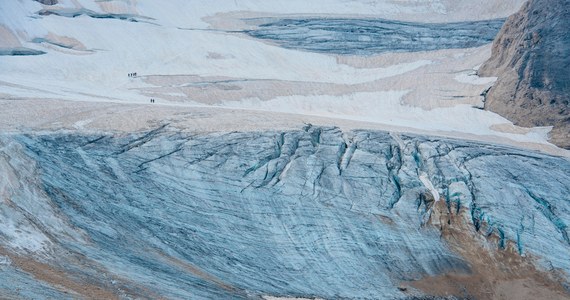 Lodowiec w masywie Marmolada we włoskich Dolomitach zmniejszył się w ciągu ostatniego wieku o 90 proc. - ogłosili eksperci z Ligi Ochrony Środowiska i krajowego komitetu glacjologów. Według ich prognoz lodowiec "Królowej Dolomitów" może całkowicie zniknąć za 15 lat.