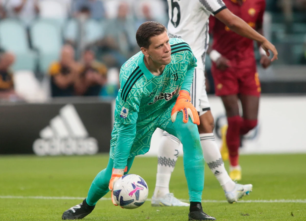 Wojciech Szczęsny odniósł kontuzję w meczu Serie A między Juventusem Turyn i Spezią. Polak musiał na noszach opuścić boisko. Teraz jego klub przekazał więcej szczegółów dotyczących jego urazu.