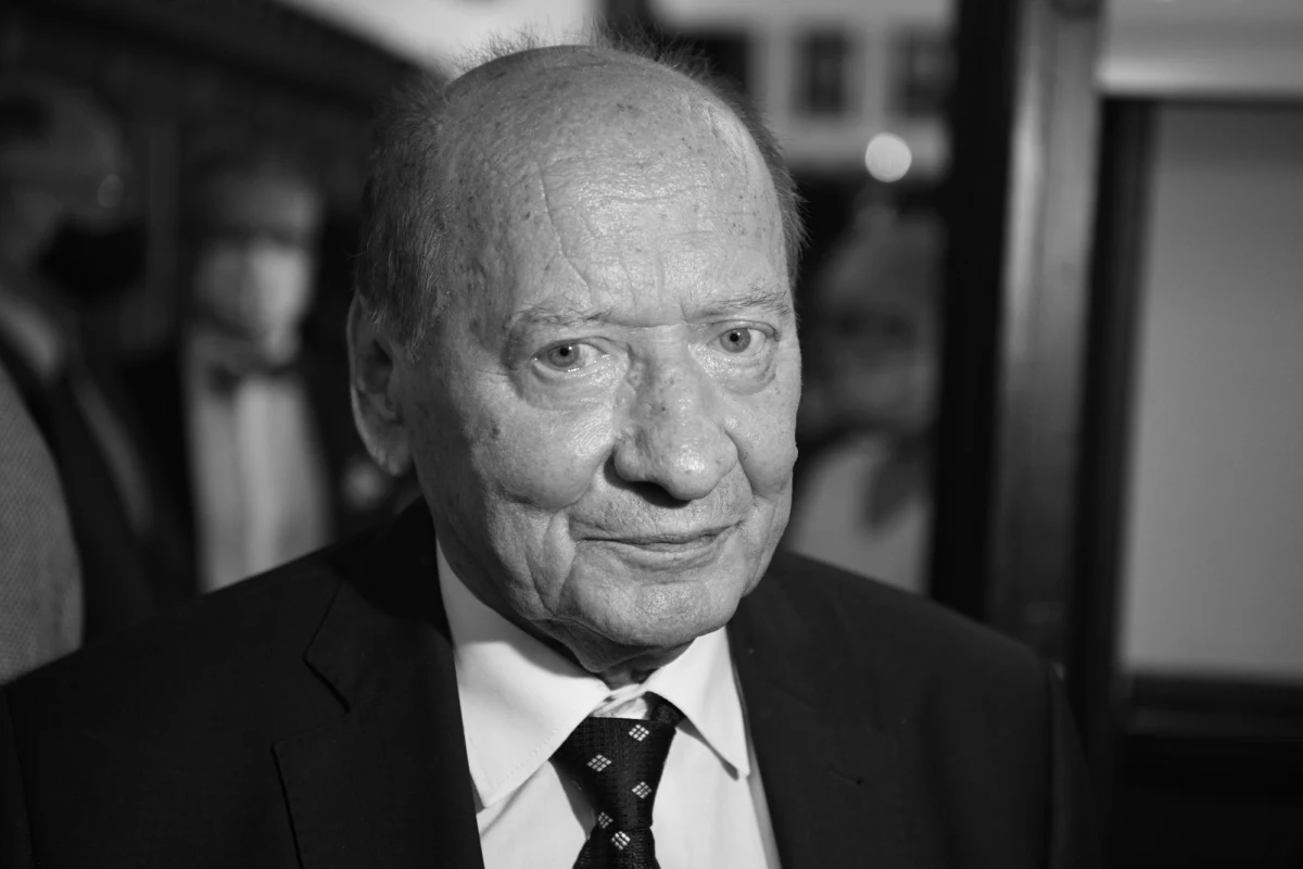 Msza św. o godzinie 13 rozpocznie dzisiejsze uroczystości pogrzebowe zmarłego wieloletniego prezydenta Rzeszowa Tadeusza Ferenca. Był jednym z najbardziej znanych i zasłużonych samorządowców. 