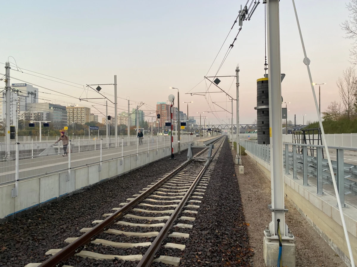 Trzy osoby kierujące pracami na dworcu Warszawa Zachodnia straciły stanowiska. To efekt ujawnionego przez RMF FM fatalnego planowania prac modernizacyjnych na stacji.