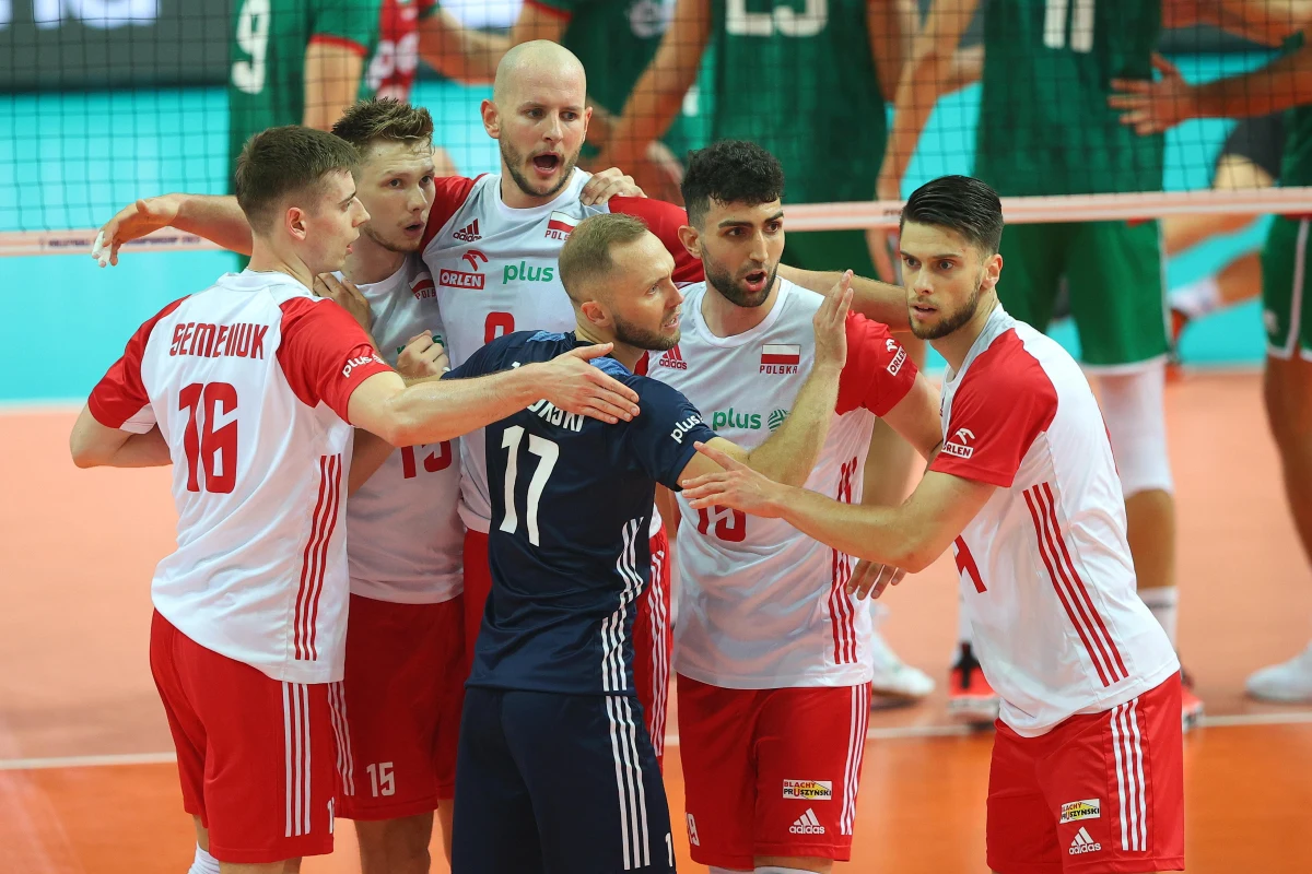 Słoweńska Lublana i śląskie Gliwice będą arenami meczów 1/8 finału siatkarskich mistrzostw świata. Już dziś w stolicy Słowenii gospodarze zagrają z Niemcami, a Włosi zmierzą się z Kubą. Niedzielne mecze (w tym starcie biało-czerwonych) rozegrane zostaną w Gliwicach.