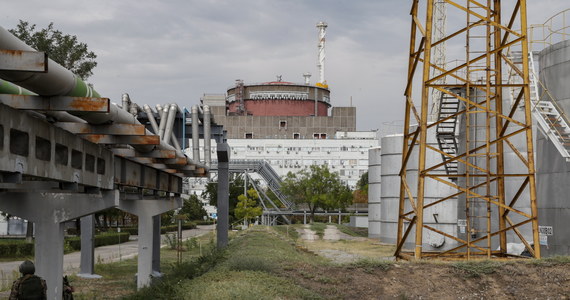 Zaporoska Elektrownia Jądrowa ponownie została odcięta od ostatniej głównej linii energetycznej - taką informację przekazała w komunikacie Międzynarodowa Agencja Energii Atomowej (MAEA). Agencja podkreśliła jednak, że siłownia jądrowa nadal dostarcza energię do sieci linią rezerwową.