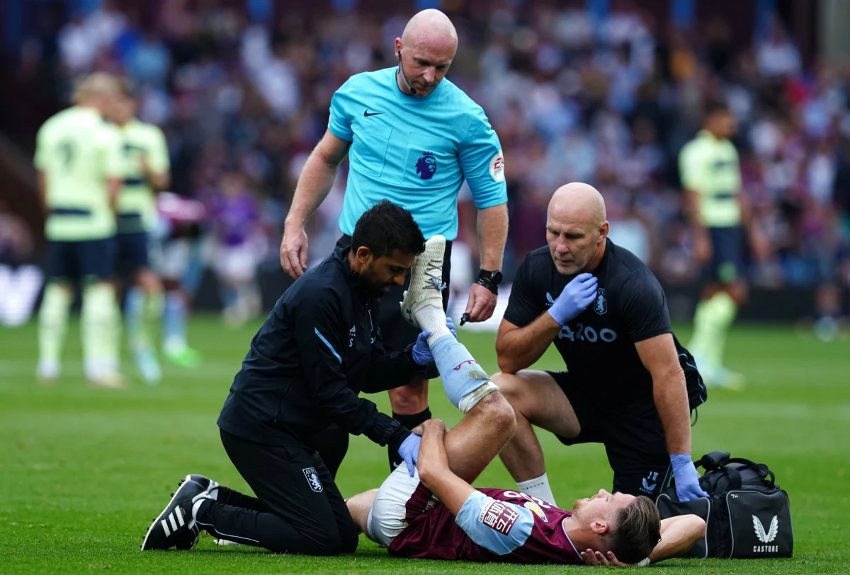 Selekcjoner piłkarskiej reprezentacji Polski Czesław Michniewicz poinformował, że uraz, jakiego doznał Matty Cash w sobotnim meczu Aston Villi w angielskiej ekstraklasie, nie jest poważny. Polak opuścił boisko w 27. minucie spotkania z Manchesterem City (1:1).