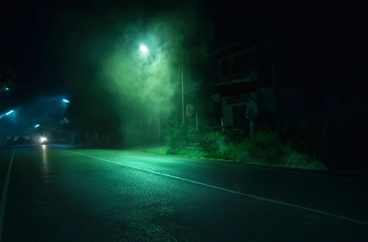 ​O 70 proc. ograniczono moc oświetlenia ulicznego i drogowego, o trzy stopnie Celsjusza planuje się obniżenie temperatury w instytucjach i mieszkaniach w celu wprowadzenia oszczędności - poinformowała prezydent Ostrowa Wlkp. Beata Klimek. Wyjaśniła, że powodem są: globalny kryzys energetyczny, kilkusetprocentowe podwyżki cen surowców i szalejąca inflacja.