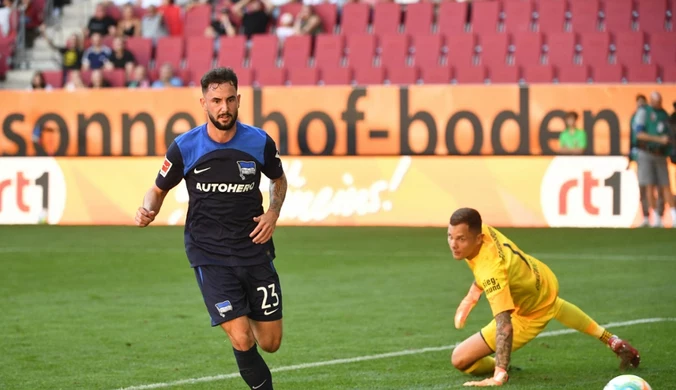 Gikiewicz i Augsburg na kolanach. A Hertha odbiła się od dna