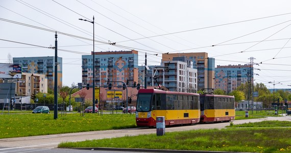 W poniedziałek rozpocznie się wyczekiwana przez mieszkańców inwestycja, dzięki której przywrócona zostanie linia tramwajowa łączącą Łódź i Konstantynów Łódzki - poinformowano na oficjalnej stronie miasta. Linia ma być gotowa pod koniec 2023 roku.

