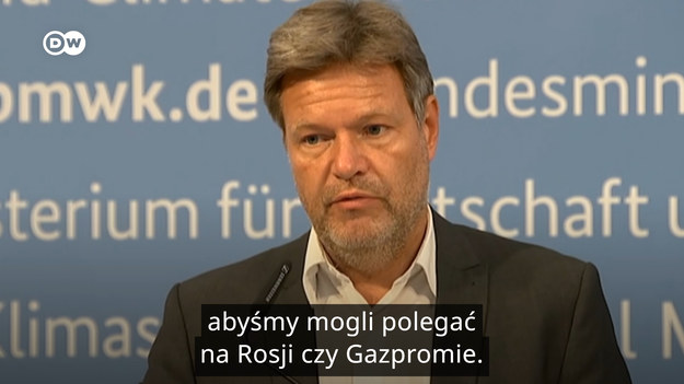 Niemcy nie mogą liczyć na to, że tej zimy przez gazociąg Nord Stream 1 popłynie rosyjski gaz, twierdzi minister gospodarki Robert Habeck. Rurociąg mógłby technicznie pracować z "pełną mocą", powiedział polityk Zielonych, ale nie pracuje z powodu "nieobliczalnych decyzji rosyjskiego rządu" . 