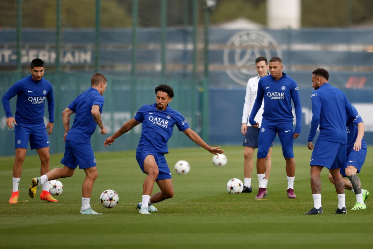 32 drużyny rozpoczynają fazę grupową piłkarskiej Ligi Mistrzów. Dziś połowa z nich rozegra pierwsze mecze. W grze jak zwykle największe gwiazdy i największe kluby oraz ogromne pieniądze. Faworyci właściwie od lat są ci sami. Jednak rozgrywki będą wyglądały inaczej z powodu zaplanowanego na koniec jesieni mundialu. To oznacza dużo znaków zapytania.