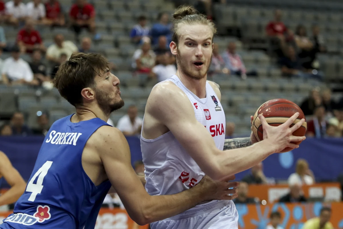 O godzinie 14 polscy koszykarze powalczą z Holandią w mistrzostwach Europy. Stawką tego spotkania będzie awans do 1/8 Eurobasketu. 
