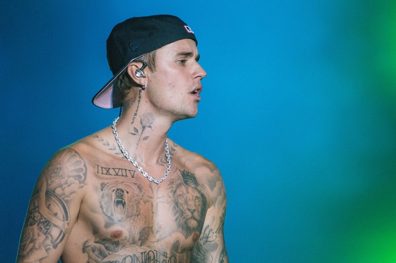 Justin Bieber odwołuje koncerty z powodu problemów zdrowotnych. "Zdałem sobie sprawę, że w tej chwili moje zdrowie musi się stać priorytetem" - napisał piosenkarz.