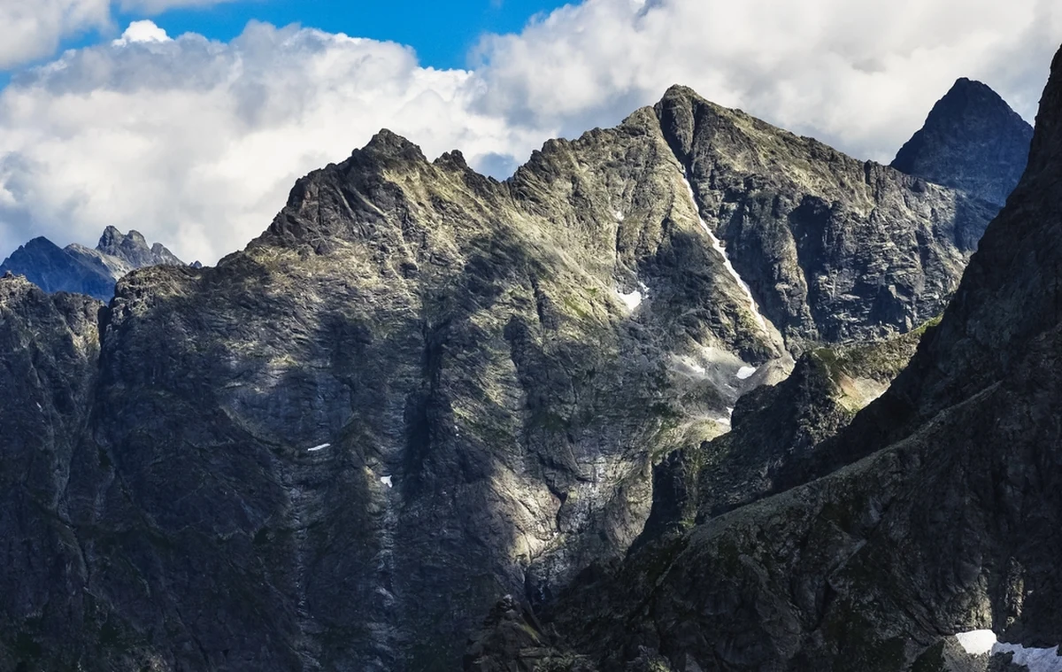 W czwartek (8.09) zamknięty będzie szlak na Rysy od polskiej strony. Tatrzański Park Narodowy zaplanował remont. Na Rysy będzie można wejść od strony słowackiej.