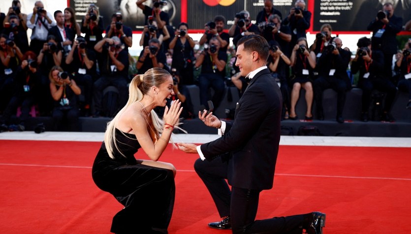 Alessandro Bacciano y Sophie Codigoni en el Festival de Venecia