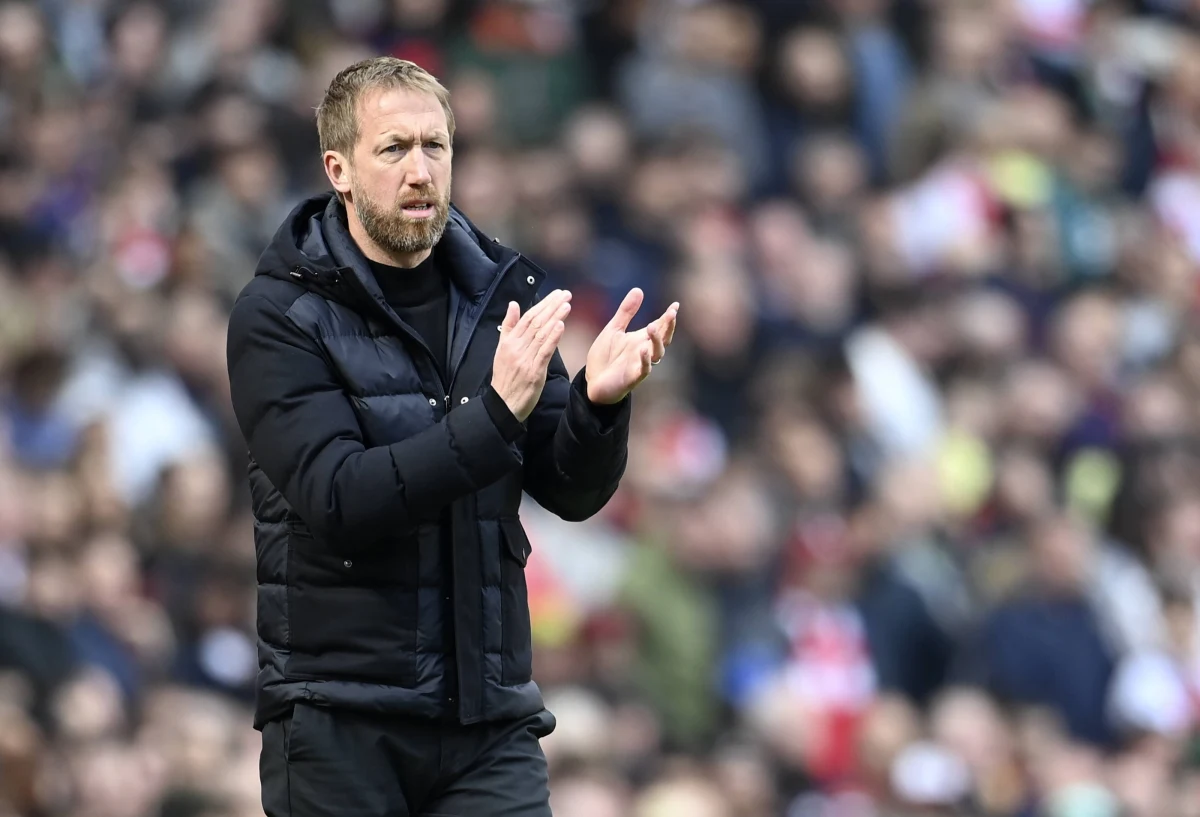 Chelsea poinformowała, że nowym trenerem pierwszego zespołu został Graham Potter. 47-letni Anglik, dotychczas prowadzący Brighton & Hove Albion, podpisał z londyńskim klubem pięcioletni kontrakt. Potter zastąpi zwolnionego wczoraj Niemca Thomasa Tuchela.