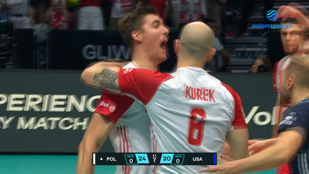 Skrót pierwszego seta meczu 1/4 finału Polska - USA.