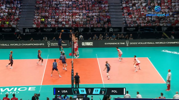 Polska reprezentacja wygrała z USA w ćwierćfinale MŚ 3:2. W finale "Biało-czerwoni" zagrają z Brazylią.

Telewizja Polsat jest oficjalnym nadawcą tegorocznych mistrzostw świata siatkarzy w Polsce i Słowenii. Dla kibiców oznacza to, że wszystkie 52 mecze tego turnieju mogą oglądać na żywo w Polsacie Sport, Polsacie Sport Extra i Polsacie Sport News, a także online, na wielu urządzeniach w serwisie streamingowym Polsat Box Go. Skróty wszystkich meczów oraz wywiady, analizy i komentarze dostępne są także w serwisie sport.interia.pl.
