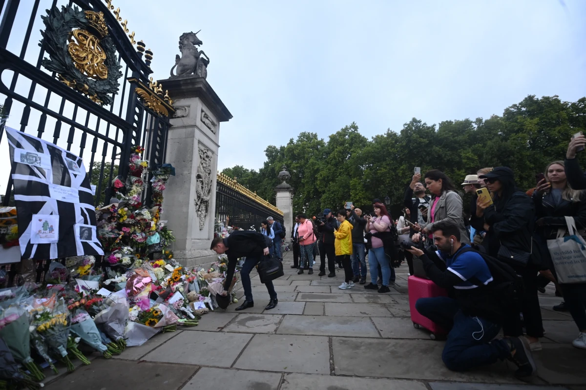 Choć data pogrzebu brytyjskiej królowej Elżbiety II nie została jeszcze podana, to wiadomo, że ceremonia pogrzebowa odbędzie się w Opactwie Westminsterskim w Londynie, ale później jej ciało zostanie złożone w kaplicy na zamku w Windsorze u boku męża, księcia Filipa.