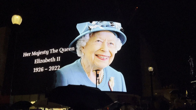 Cały świat opłakuje brytyjską królową. Elżbieta II zmarła 8 września w swojej posiadłości w Balmoral. Miała 96 lat.