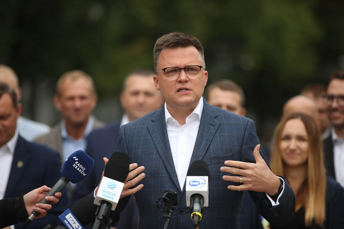 "To jest moje zobowiązanie – jeżeli dojdziemy do władzy, w ciągu pierwszych 100 dni postaramy się odblokować środki z KPO" – mówił w Krakowie lider Polski 2050 Szymon Hołownia. "Odblokujemy również te środki, która tam są właśnie na podwyżki dla niektórych pracowników sfery budżetowej" – dodał.