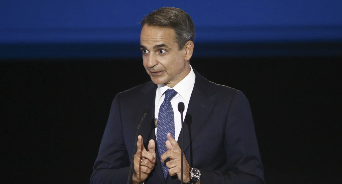 Premier Grecji Kyriakos Mitsotakis zapowiedział w sobotę, że w przyszłym roku, po raz pierwszy od ponad 10 lat, czyli od wybuchu kryzysu finansowego w tym kraju, zrewaloryzowane zostaną emerytury. Podniesiona zostanie także płaca minimalna. 