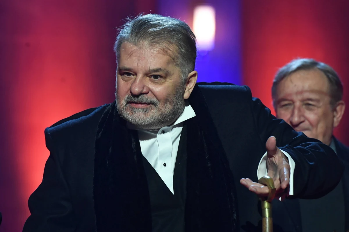 "Prawdziwe życie aniołów" Artura Więcka "Barona" to jeden z obrazów, które zostaną zaprezentowane w ramach pokazów specjalnych na rozpoczynającym się dziś Festiwalu Polskich Filmów Fabularnych w Gdyni. Film jest inspirowany historią Krzysztofa Globisza, który zagrał też w nim główną rolę. Dziś zaprezentowany został oficjalny zwiastun. 