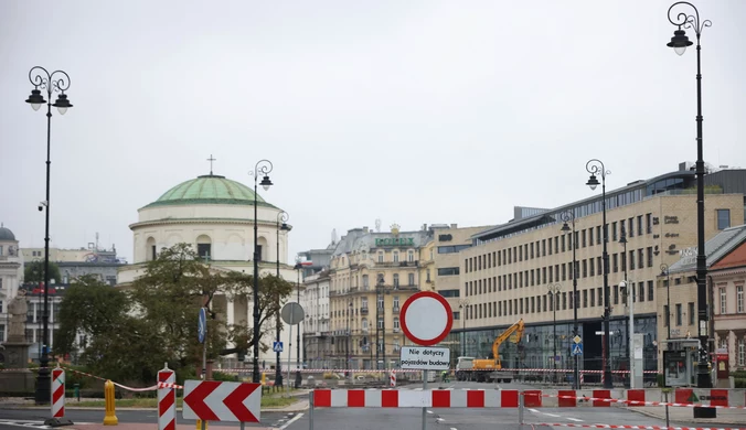 Olbrzymie utrudnienia w centrum Warszawy. Remont sparaliżował stolicę 