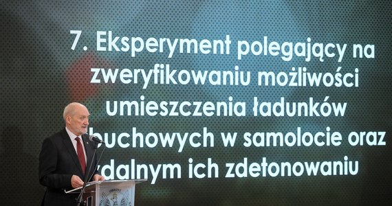 Zarzuty i pseudoargumenty przedstawione przez stację TVN są fałszywe i prezentują rosyjski punt widzenia, wprowadzając w błąd polską opinię publiczną - czytamy w przesłanym PAP oświadczeniu Podkomisji ds. Ponownego Zbadania Wypadku Lotniczego w związku z emisją programu "Czarno na białym" w TVN24.