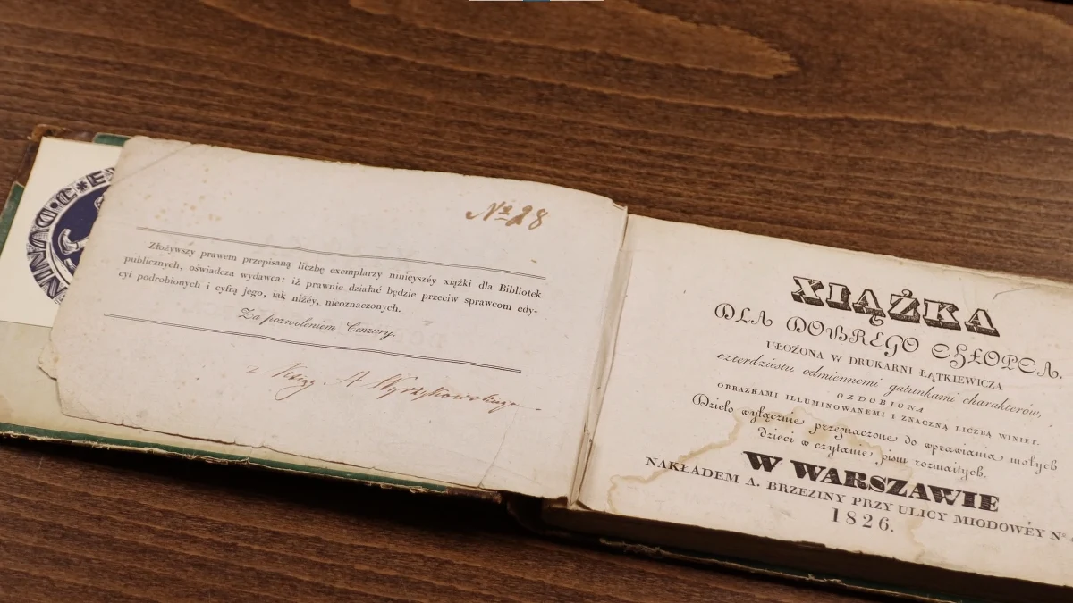 Unikatowa kolekcja Muzeum Książki Dziecięcej w Wojewódzkiej Bibliotece Publicznej w Łodzi. Powstała w 1964 roku, a jej zbiory liczą dziś ponad 28 tysięcy "książeczek dla grzecznych i niegrzecznych dzieci". Najstarsza publikacja z kolekcji liczy 272 lata.