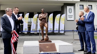 On najbardziej zasłużył na pomnik przed Stadionem Śląskim. Oto jest!