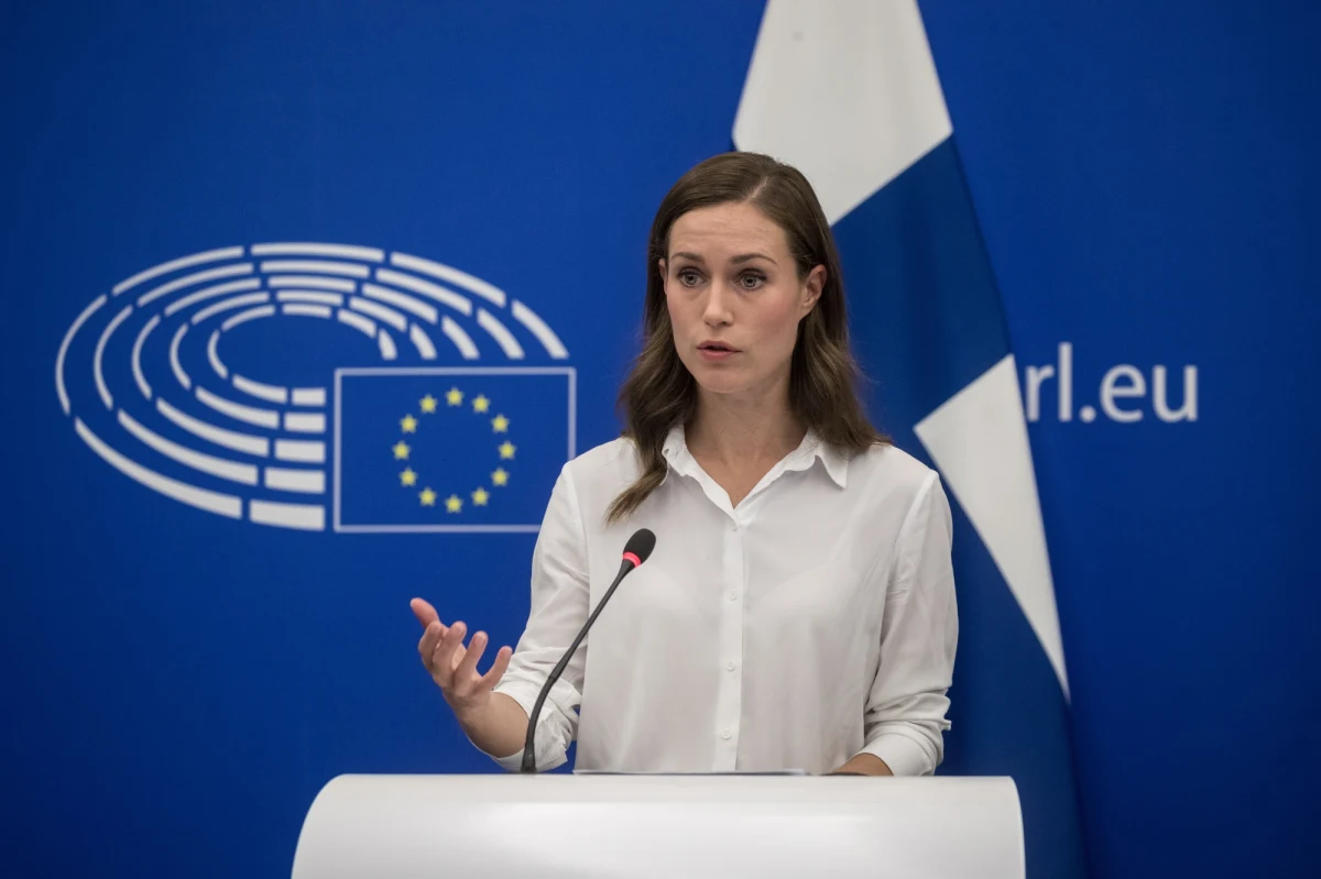 "Byliśmy naiwni jeśli chodzi o Rosję. Powinniśmy byli uważniej słuchać naszych przyjaciół z krajów bałtyckich i Polski" - powiedziała szefowa fińskiego rządu Sanna Marin, która występowała w debacie w Parlamencie Europejskim.