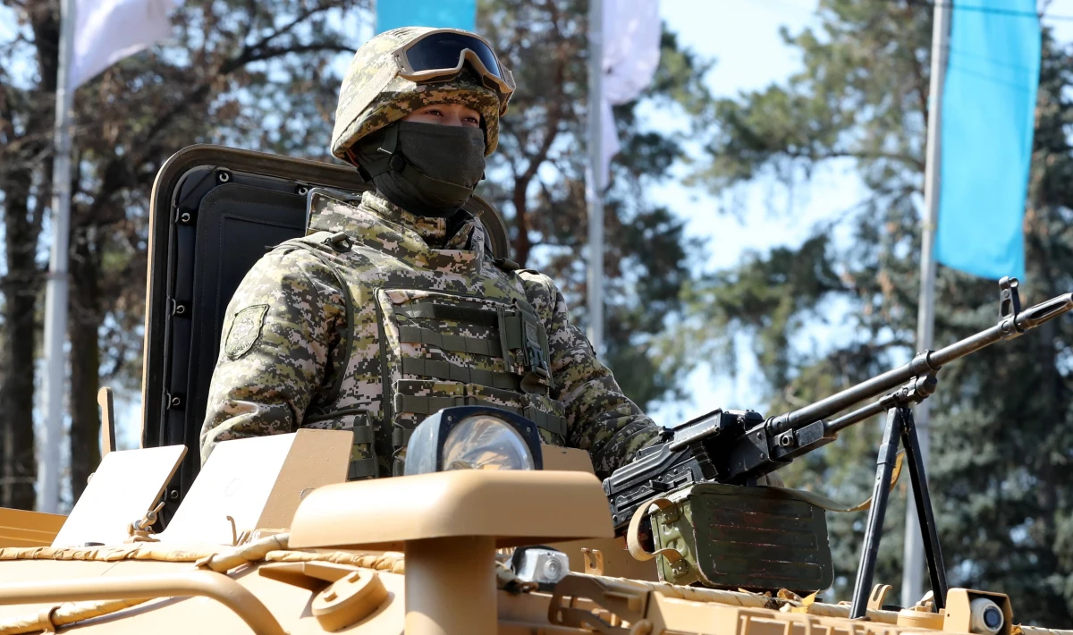 ​Na granicy Kirgistanu i Tadżykistanu doszło do wymiany ognia między strażnikami granicznymi. Strona kirgiska oskarżyła Tadżyków o użycie moździerzy. Zginęła jedna osoba, a dwie zostały ranne. 