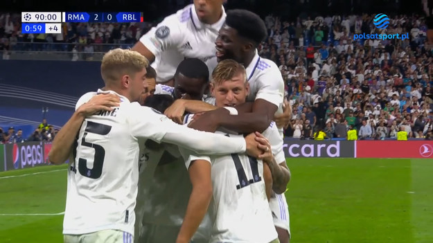 Liga Mistrzów:

Real Madryt - RB Lipsk 2-0 (0-0): Valverde (71.), Asensio (90.). 

Gol Federico Valverde w 71. minucie, a potem bramka rezerwowego Marco Asensio w doliczonym czasie dały Realowi Madryt zwycięstwo nad RB Lipsk 2-0. Goście byli groźniejsi w pierwszej połowie, kibice gwizdali na gwiazdy Królewskich, które w końcówce wrzuciły wyższy bieg. Jak zwykle. Real jest zdecydowanym liderem grupy F Ligi Mistrzów.

KLIKNIJ TUTAJ I ZOBACZ NAJCIEKAWSZE TREŚCI ZWIĄZANE Z LIGĄ MISTRZÓW

Obserwuj Interię Sport i bądź na bieżąco!