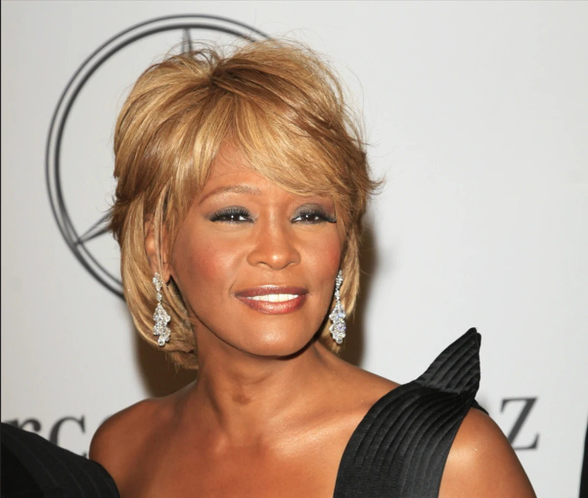 Studio Sony Pictures udostępniło pierwszy zwiastun "I wanna dance with somebody". To film o życiu i karierze Whitney Houston, ikonie współczesnej muzyki. Film do kin trafi w grudniu tego roku.