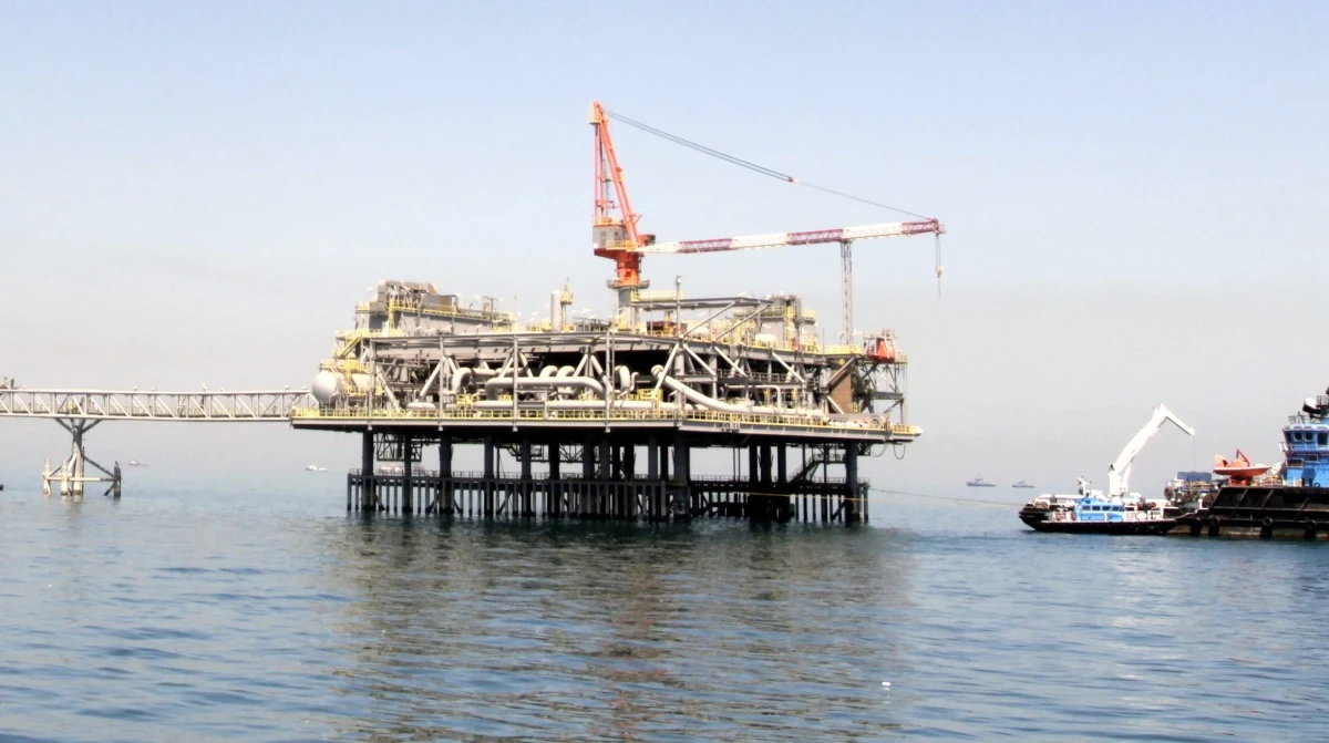 ​Eksport ropy z portu Basra w Iraku został wstrzymany w związku z dużym wyciekiem - informuje agencja Reutera, powołując się na źródła w irackim sektorze naftowym.