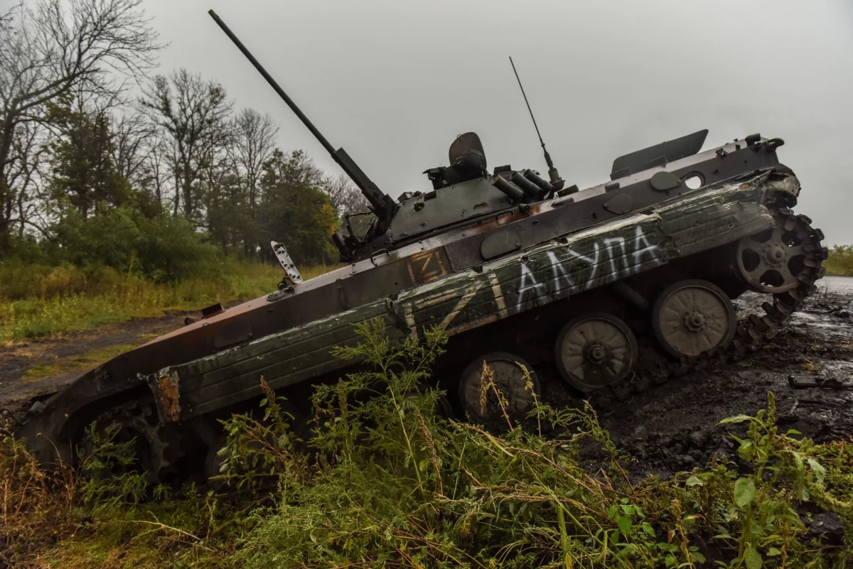 Władze rosyjskich regionów idą za apelem czeczeńskiego przywódcy Ramzana Kadyrowa do "samomobilizacji" i nasilają rekrutację dodatkowych sił do walki w Ukrainie – pisze w sobotę Instytut Badań nad Wojną (ISW) w nowym raporcie. Zbrodnie wojenne Rosjan w Buczy nie były odosobnionym wyjątkiem – ocenili analitycy.