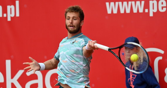 ​23-letni Francuz Corentin Moutet wygrał 29. edycję challengera tenisowego Pekao Szczecin Open. Paryżanin w finale pokonał Austriaka Dennisa Novaka 6:2, 6:7 (5-7), 6:4. W grze podwójnej triumfował z kolei jamajsko-włoski duet Dustin Brown - Andrea Vavassori.