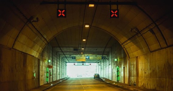 W nocy z poniedziałku na wtorek (19/20 września) zamknięty będzie Tunel pod Martwą Wisłą w Gdańsku. Od godz. 22.00 do 6.00 rano wykonywane będą tam prace serwisowe.
