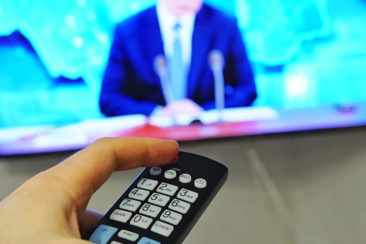 Propaganda w rosyjskich mediach coraz częściej zaczyna się wymykać spod kontroli. Przekaz na tyle mija się z rzeczywistością, że negatywnie reagują nawet proputinowsko nastawieni dziennikarze. Do wymiany zdań prowadzącej z ekspertem doszło podczas rozmowy w proklemowskiej telewizji Rossija 1.