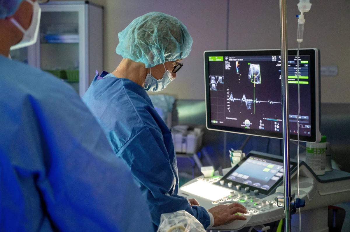 W Instytucie Centrum Zdrowia Matki Polki w Łodzi brakuje anestezjologów wyspecjalizowanych w operacjach kardiochirurgicznych u dzieci - z tego powodu drastycznie ograniczono liczbę zabiegów planowych. Łódzka Rada Lekarska zaapelowała w tej sprawie do ministra zdrowia.