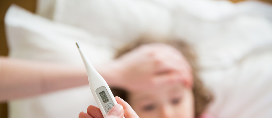 Gorączka jest objawem, który szczególnie niepokoi rodziców. To również najczęstszy powód wizyt u pediatry. Jaka temperatura jest groźna dla zdrowia malucha?