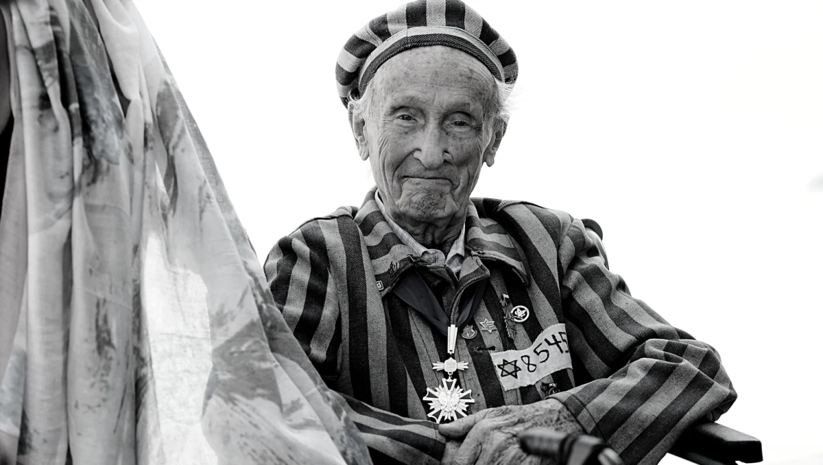 W wieku 96 lat zmarł Edward Mosberg, polski Żyd ocalony z Holokaustu, zaangażowany w rozwijaniu polsko-żydowskiego dialogu. Informację o śmierci Mosberga przekazał w mediach społecznościowych Konsul Generalny w Nowym Jorku Adrian Kubicki.