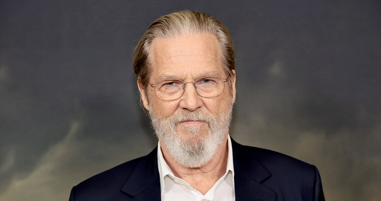 Jeff Bridges, hollywoodzki gwiazdor, który zagrał w takich hitach, jak: "Szalone serce", "Eksplozja", "Fisher King", "Big Lebowski", "K-PAX" czy "Prawdziwe męstwo", stoczył ostatnio zwycięską walkę o życie nie tylko z rakiem, ale i z Covidem-19. Przy czym uważa, że ta druga była znacznie trudniejsza. "Byłem w trybie kapitulacji" - przyznał.