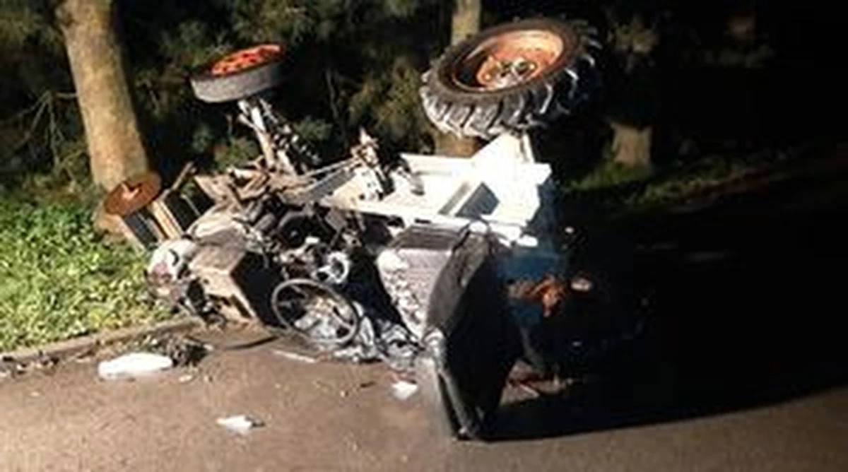 48-letni mężczyzna został przygnieciony przez ciągnik i z obrażeniami ciała trafił do szpitala. Do wypadku doszło we wsi Matcze na Lubelszczyźnie. Według wstępnych ustaleń policji zarówno kierowca, jak i towarzysząca mu kobieta pili tego dnia alkohol.  

