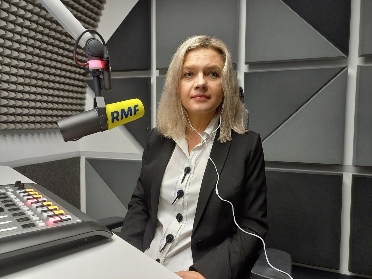 Czy posłanka PiS-u Małgorzata Wassermann zostanie następczynią Jacka Majchrowskiego i z jego poparciem zostanie prezydentem Krakowa? „Nigdy nie odbywały się takie rozmowy. Przypomnę, że Jacek Majchrowski nie powiedział, że nie będzie kandydował. Od 16 lat decyzję najczęściej podejmuje w ostatnim momencie i ją komunikuje, więc pewnie nikt nie wie, jaka będzie decyzja Jacka Majchrowskiego. Przykład rzeszowski pokazał, że to wcale nie działa i takiego prostego przełożenia na poparcie nie ma” – powiedziała w Rozmowie w południe w RMF FM Małgorzata Wassermann, posłanka Prawa i Sprawiedliwości.